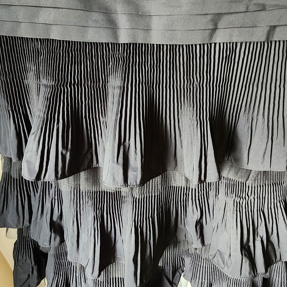 BCBG MAX AZRIA DRESS - Picture 5 of 5